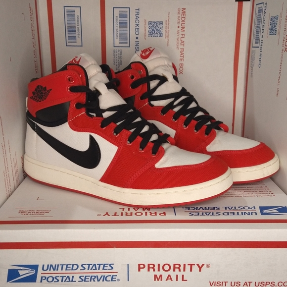 Nike Air Jordan 1 AJKO Retro Chicago 2021 - Picture 1 of 7